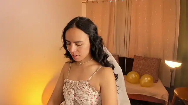 Zara dulce online show from March 30, 2026, 1:34 pm