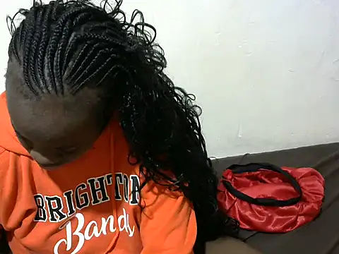 Snapshot of Thicky_kyla chatting on October 2, 2025, 7:50 pm Thicky kyla online show from October 2, 2025, 7:50 pm