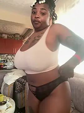 Snapshot of Savage_baby chatting on June 19, 2026, 1:17 pm Savage baby online show from June 19, 2026, 1:17 pm