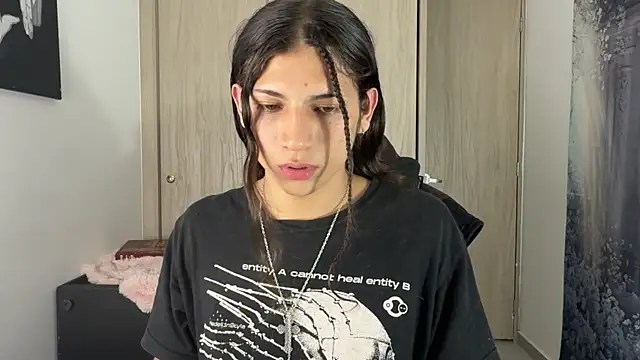 Snapshot of gabriel__manson chatting on November 19, 2025, 11:05 pm gabriel manson online show from November 19, 2025, 11:05 pm