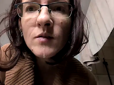 Snapshot of Milky_hairy_mommy chatting on October 2, 2025, 8:56 pm Milky hairy mommy online show from October 2, 2025, 8:56 pm