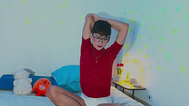 arnold laurent  online show from March 18, 2025, 7:44 pm