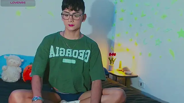 arnold laurent  online show from March 14, 2025, 9:00 pm