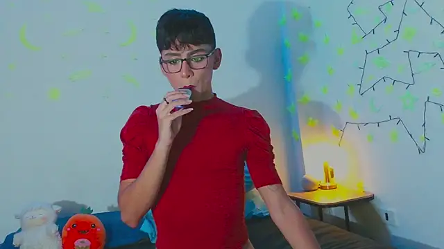 arnold laurent  online show from February 2, 2025, 1:34 am