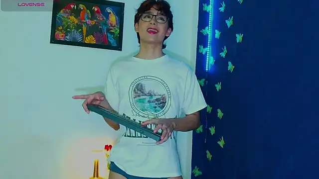 arnold laurent  online show from September 27, 2025, 2:28 am