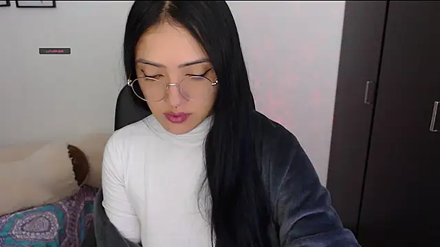 Suzanne abbey online show from November 28, 2025, 11:16 pm