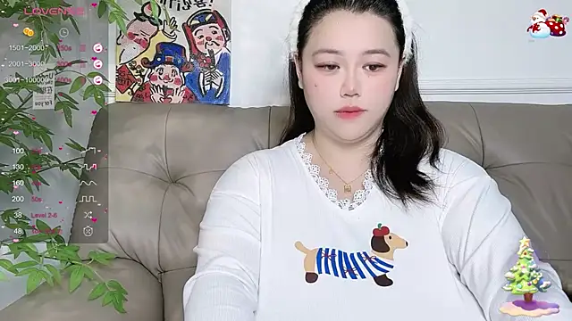 Snapshot of 520-vivo chatting on February 13, 2025, 3:24 pm 520-vivo online show from February 13, 2025, 3:24 pm