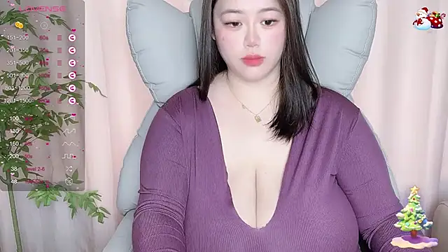 Snapshot of 520-vivo chatting on March 18, 2025, 5:23 am 520-vivo online show from March 18, 2025, 5:23 am