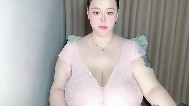 Snapshot of 520-vivo chatting on April 20, 2026, 2:40 pm 520-vivo online show from April 20, 2026, 2:40 pm