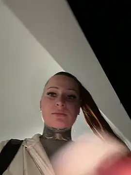 Snapshot of Inked_lorena chatting on December 22, 2025, 7:03 pm Inked lorena online show from December 22, 2025, 7:03 pm