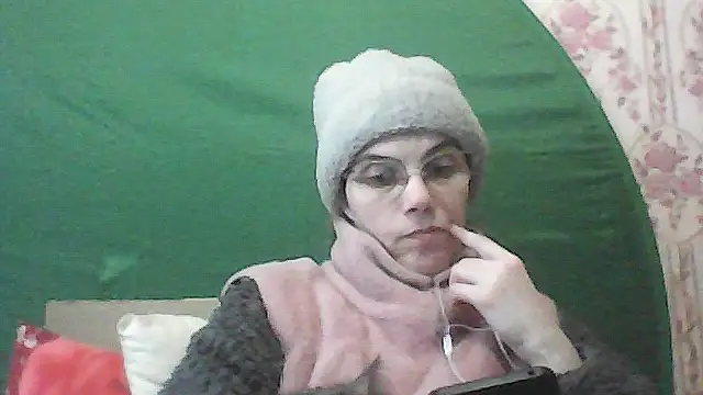 Musical  fantasy online show from April 23, 2026, 3:35 pm