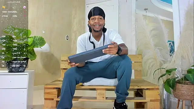 RicoBrown777  online show from April 6, 2026, 4:19 am