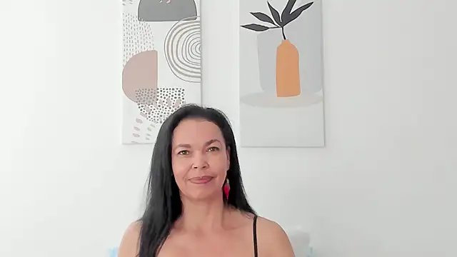 Snapshot of Evawalker_ chatting on May 6, 2026, 2:10 pm Evawalker online show from May 6, 2026, 2:10 pm