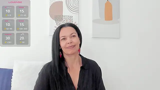 Snapshot of Evawalker_ chatting on April 20, 2026, 3:13 pm Evawalker online show from April 20, 2026, 3:13 pm