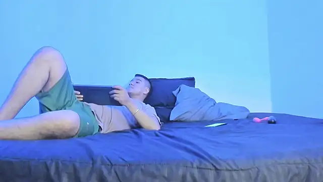 evanandsunny online show from September 12, 2025, 11:48 pm