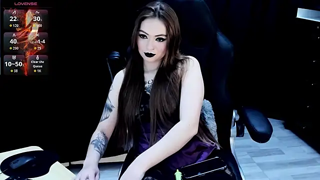 nasty katty  online show from December 17, 2025, 9:53 pm