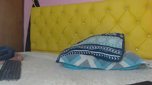 Snapshot of Aidan_twink chatting on February 26, 2025, 1:57 am Aidan twink online show from February 26, 2025, 1:57 am