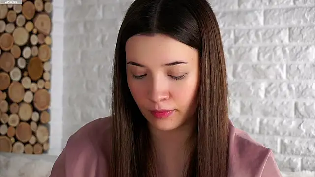 LowOncoming online show from October 3, 2025, 3:09 am