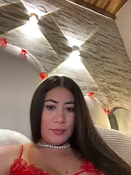 Snapshot of _MadiLee_ chatting on February 16, 2025, 1:58 am MadiLee online show from February 16, 2025, 1:58 am