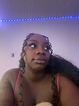 Snapshot of LillShayy chatting on January 9, 2026, 6:48 pm LillShayy online show from January 9, 2026, 6:48 pm