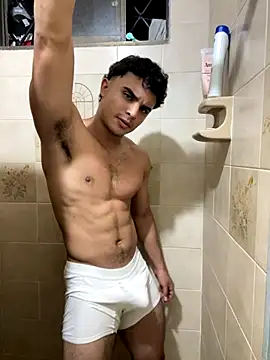 Mentriplex online show from September 12, 2025, 3:39 am