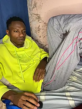 Snapshot of fireboyafrica chatting on November 3, 2025, 6:18 am fireboyafrica online show from November 3, 2025, 6:18 am