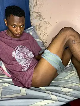 Snapshot of fireboyafrica chatting on October 31, 2025, 12:18 am fireboyafrica online show from October 31, 2025, 12:18 am