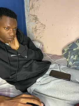 Snapshot of fireboyafrica chatting on November 12, 2025, 12:37 am fireboyafrica online show from November 12, 2025, 12:37 am