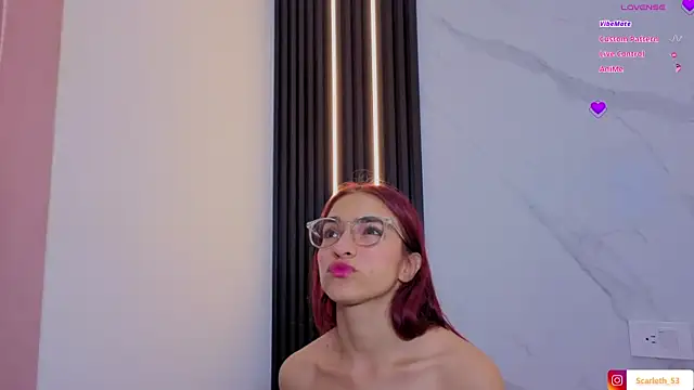 Snapshot of Scarlet_Red_ chatting on November 5, 2025, 12:08 pm Scarlet Red online show from November 5, 2025, 12:08 pm