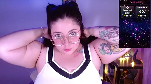 Snapshot of Azamy-12 chatting on February 12, 2026, 4:45 am Azamy-12 online show from February 12, 2026, 4:45 am