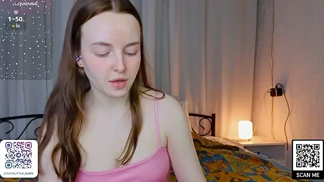 Snapshot of Wild__flowers chatting on July 17, 2026, 9:45 pm Wild flowers online show from July 17, 2026, 9:45 pm