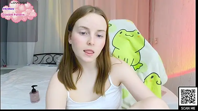 Snapshot of Wild__flowers chatting on March 19, 2025, 8:22 pm Wild  flowers online show from March 19, 2025, 8:22 pm