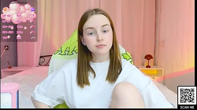 Snapshot of Wild__flowers chatting on March 22, 2025, 6:47 pm Wild  flowers online show from March 22, 2025, 6:47 pm