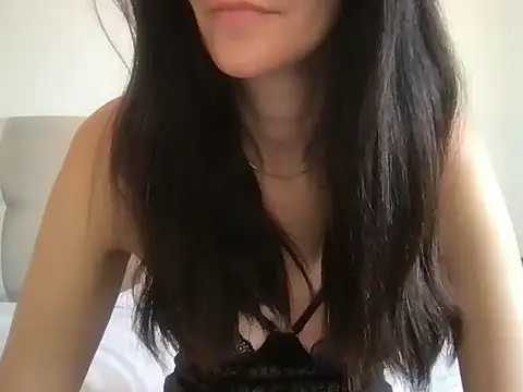 Snapshot of paolajonez chatting on February 18, 2026, 12:34 pm paolajonez online show from February 18, 2026, 12:34 pm