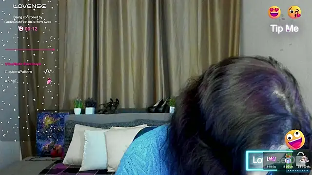 Muse kitty jenia online show from November 3, 2025, 6:29 am