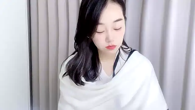 cloud8822 online show from November 4, 2025, 5:00 am