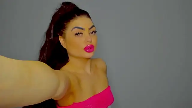 Snapshot of aishahottie chatting on January 4, 2025, 5:48 am aishahottie online show from January 4, 2025, 5:48 am