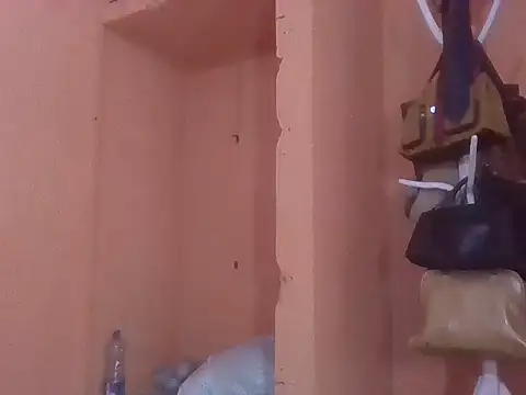 Snapshot of Sexxy_bre chatting on December 16, 2025, 9:57 am Sexxy bre online show from December 16, 2025, 9:57 am