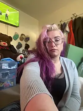 Snapshot of Lalalynn chatting on December 2, 2025, 7:15 pm Lalalynn online show from December 2, 2025, 7:15 pm