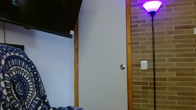 Snapshot of helenacyruss chatting on November 24, 2025, 7:36 pm helenacyruss online show from November 24, 2025, 7:36 pm