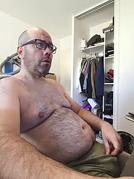 Snapshot of veryverybigdick45 chatting on June 18, 2026, 9:14 am veryverybigdick45 online show from June 18, 2026, 9:14 am
