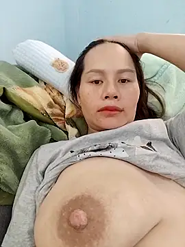 Snapshot of Baby-ladyass20 chatting on November 3, 2025, 2:39 am Baby-ladyass20 online show from November 3, 2025, 2:39 am