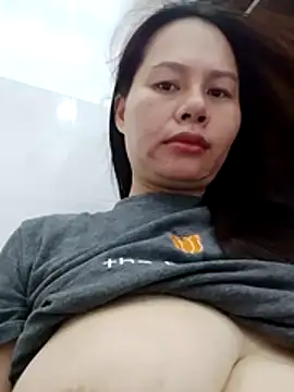 Snapshot of Baby-ladyass20 chatting on April 25, 2026, 2:03 am Baby-ladyass20 online show from April 25, 2026, 2:03 am