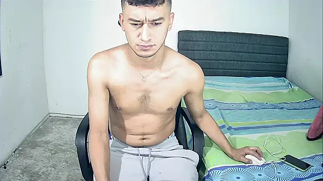 Kevin Torres online show from December 18, 2025, 12:09 pm