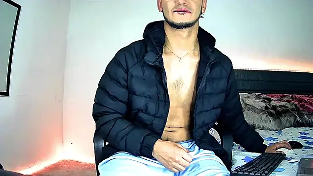 Snapshot of Kevin_Torres chatting on November 20, 2025, 7:42 am Kevin Torres online show from November 20, 2025, 7:42 am