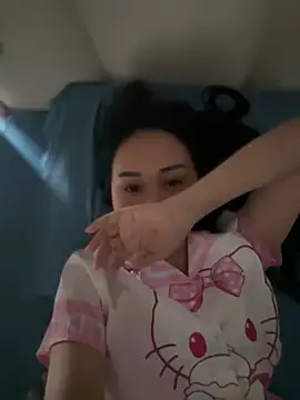 Snapshot of NikkiNi chatting on March 19, 2025, 5:19 am NikkiNi online show from March 19, 2025, 5:19 am