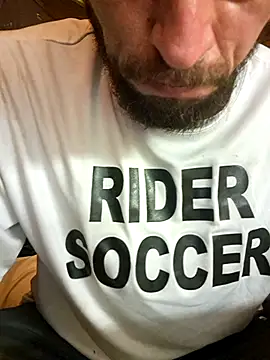 Snapshot of bigdickdaddy2184 chatting on October 6, 2025, 7:53 am bigdickdaddy2184 online show from October 6, 2025, 7:53 am