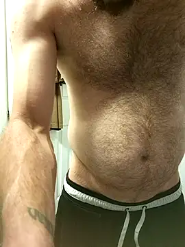 Snapshot of bigdickdaddy2184 chatting on March 18, 2025, 3:12 am bigdickdaddy2184 online show from March 18, 2025, 3:12 am