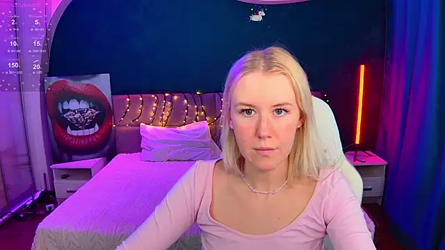 Snapshot of Selenatrend chatting on March 10, 2026, 12:09 pm Selenatrend online show from March 10, 2026, 12:09 pm