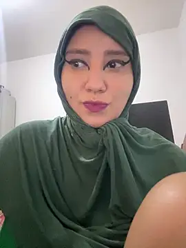 Snapshot of hannahayat chatting on February 1, 2026, 2:59 pm hannahayat online show from February 1, 2026, 2:59 pm